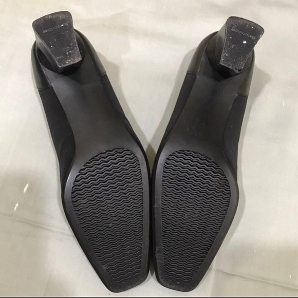 Naturalizer Block Heels - Picture 7 of 7